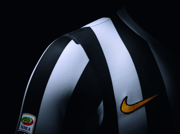 Juventus 2013/14 Nike Home Kit